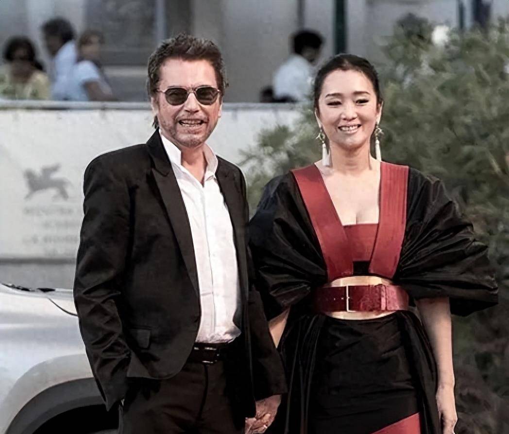 30年的秘密,自己确实有一个儿子,刘德华很惊讶_张艺谋_杨建新_孩子