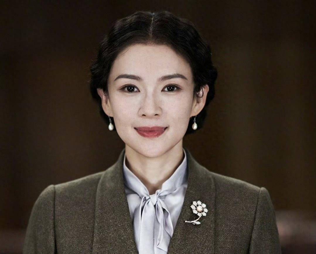 陈凯歌镜头下的美女,海清仅排第三,第一几乎没化妆_观众_张子枫_邓英