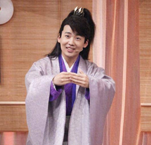 郭麒麟:从200斤瘦到130斤,只要坚持,没有什么不可能实现_郭德纲_相声