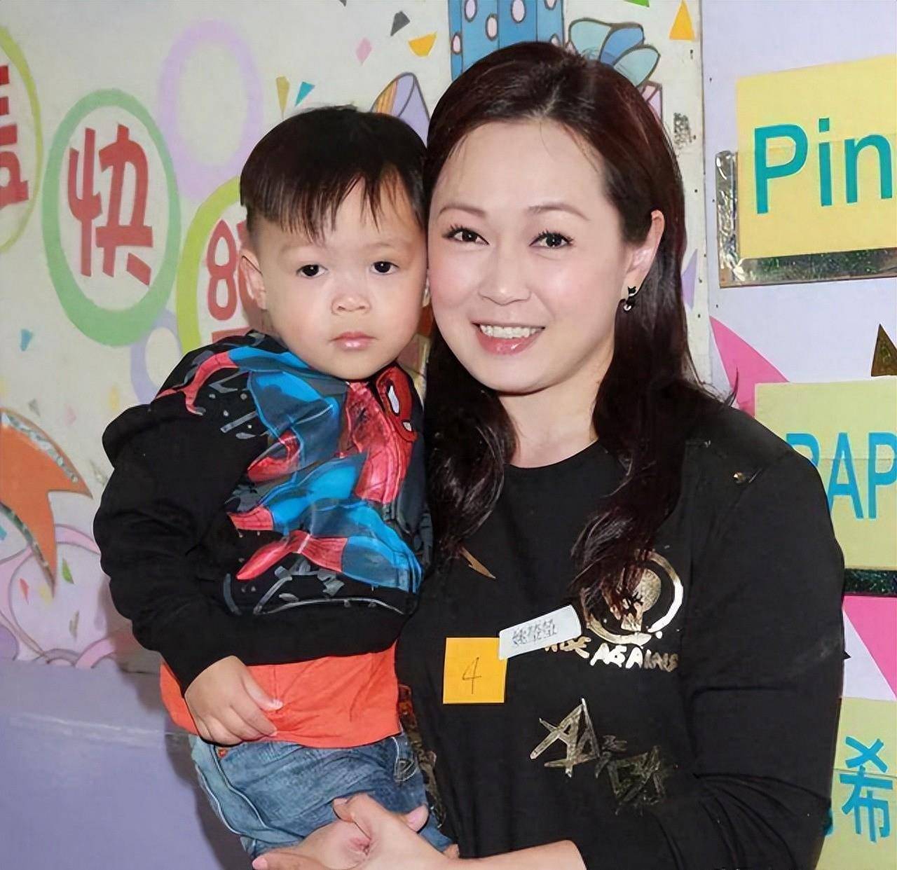 20位tvb艺人的子女,谁是复制粘贴,谁又是"毫不相干"?_女儿_儿子_香港