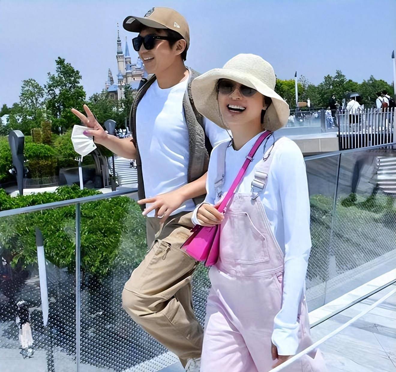 此前,超哥,孙俪和小花为父母准备了生日礼物