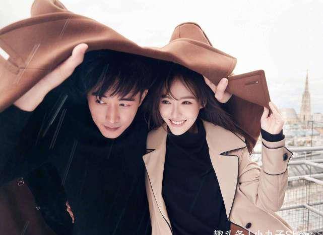 和中戏校友聚餐,粉色上衣甜美少女,当妈后筷子腿依旧_时尚_罗晋_黑色