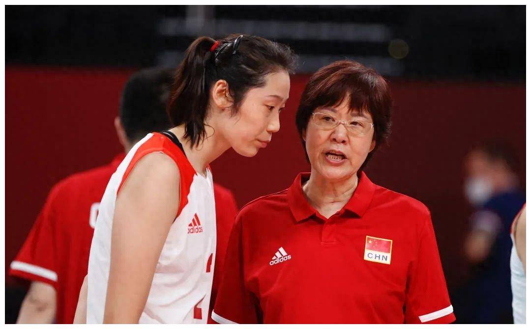 当年郎平在困难时培养朱婷 现在蔡斌却无法 把李盈莹打造成巨星_中国