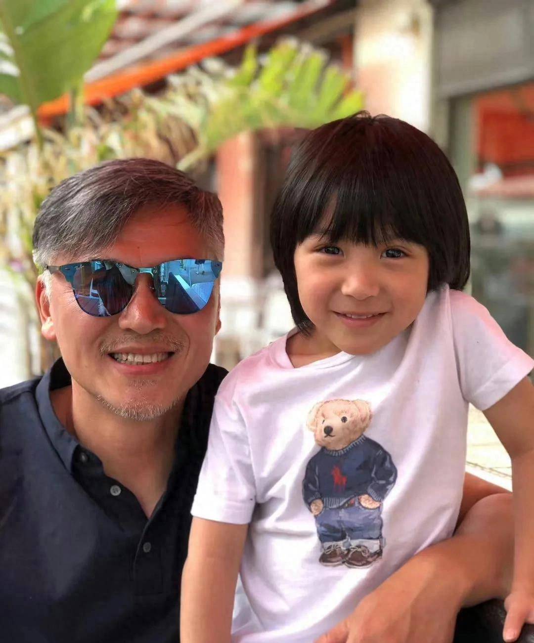 淳于珊珊:娶小4岁的吴楚君,婚后连生四胎,幸福美满