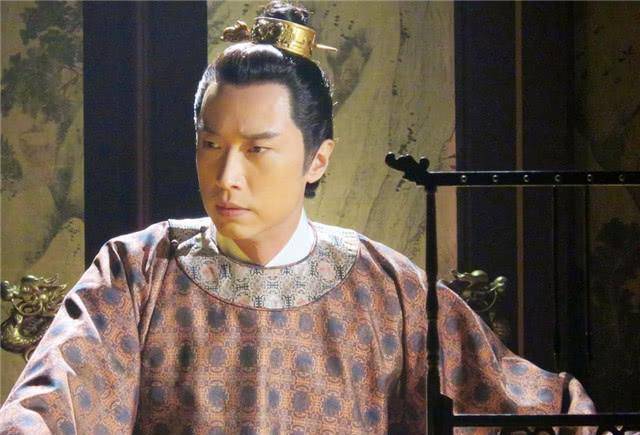 赵恒在位共25年,他的性格很是温和,完全不似父亲和叔叔那样暴戾.