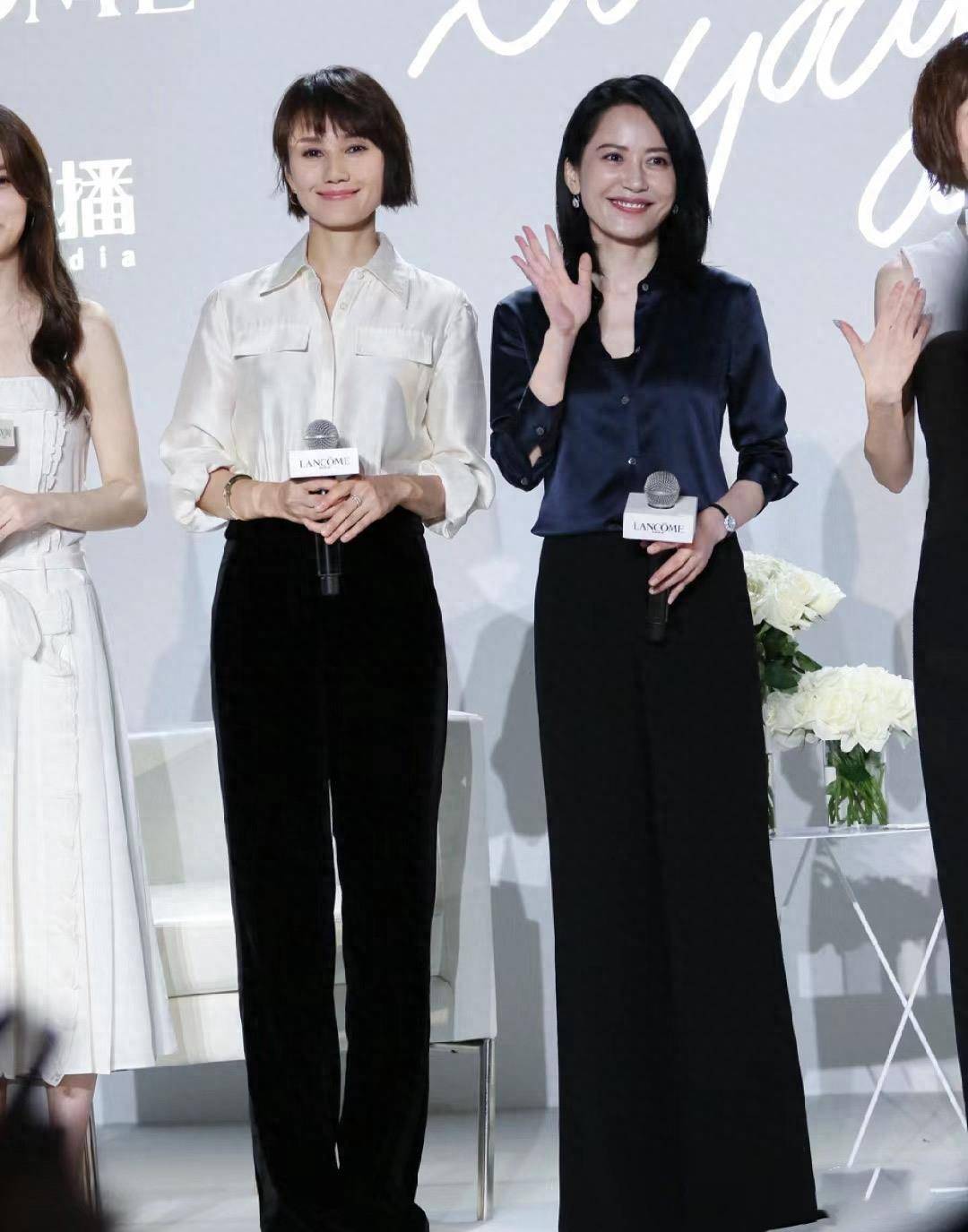 袁泉的服装告诉我们,裙子的细节和裤子的图案都非常低调,时尚_比例