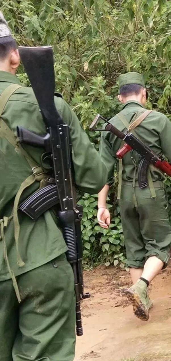 拥有3万正规军的佤邦,为啥跟缅甸不对付?高额军费又从哪里来?