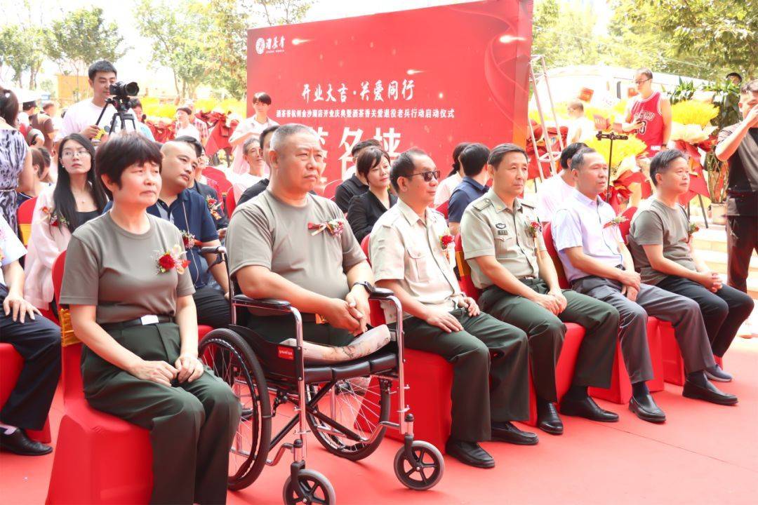 "钢铁战士"刘庄:32年前老山前线的排雷英雄,事迹曾感动亿万人_老兵