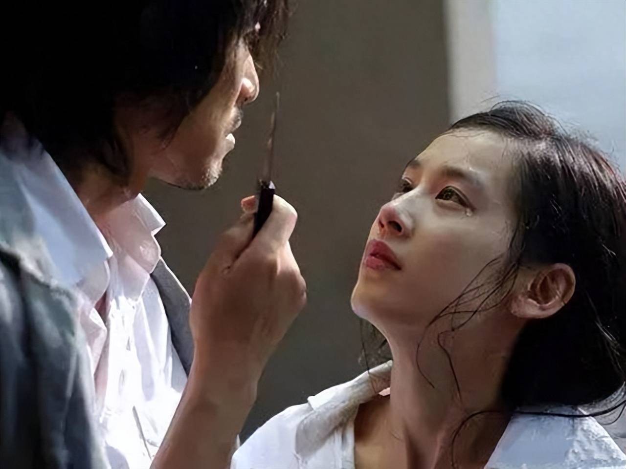 电视剧《天仙配》不仅让黄圣依担任女主角自己还当上男主公费谈恋爱