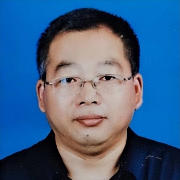 执业以来,秉承公正执法的理念,尽心尽力,以维护当事人合法权益为己任.