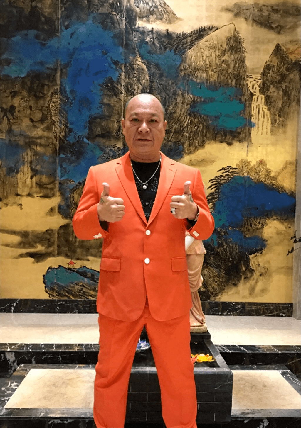 吴志雄投3千万开餐厅!