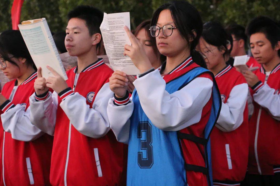 扬亚运精神,展青春风采—石家庄金石中学升旗仪式_赛场_少年_优胜