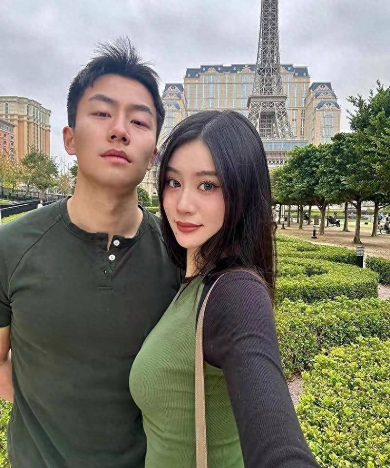 吴毅将第一任妻子照片(吴毅将第一任妻子叫什么名字)