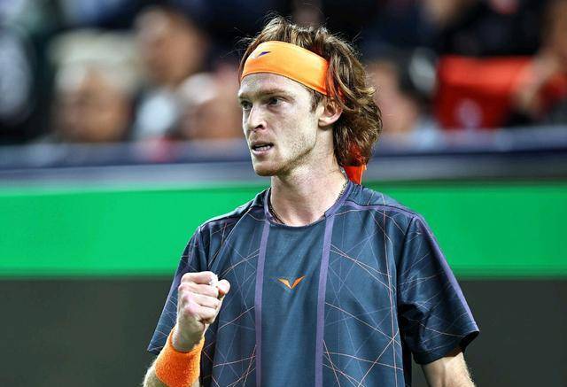 并不是,仍步步荆棘_球员_贝尔_对阵