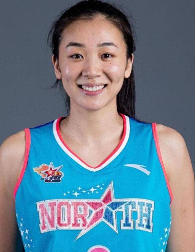 中国女篮璀璨明星,引领库里倾慕之情!_篮球_赵爽_崛起