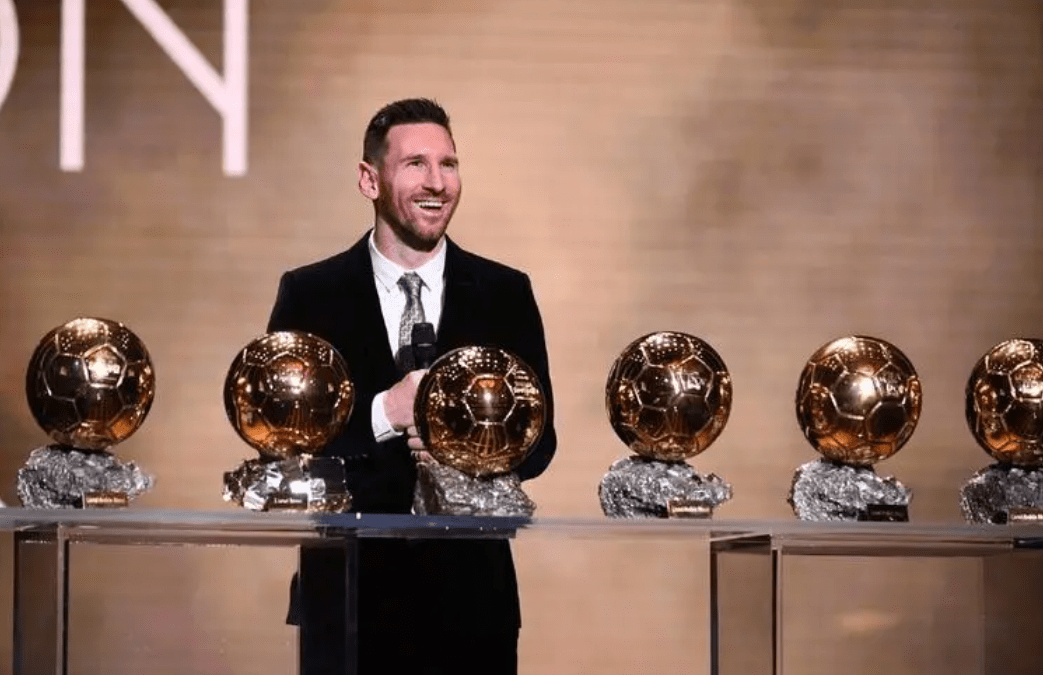 梅老八用心良苦,球迷欣喜,现场目睹奖杯_世界杯_活动_国际