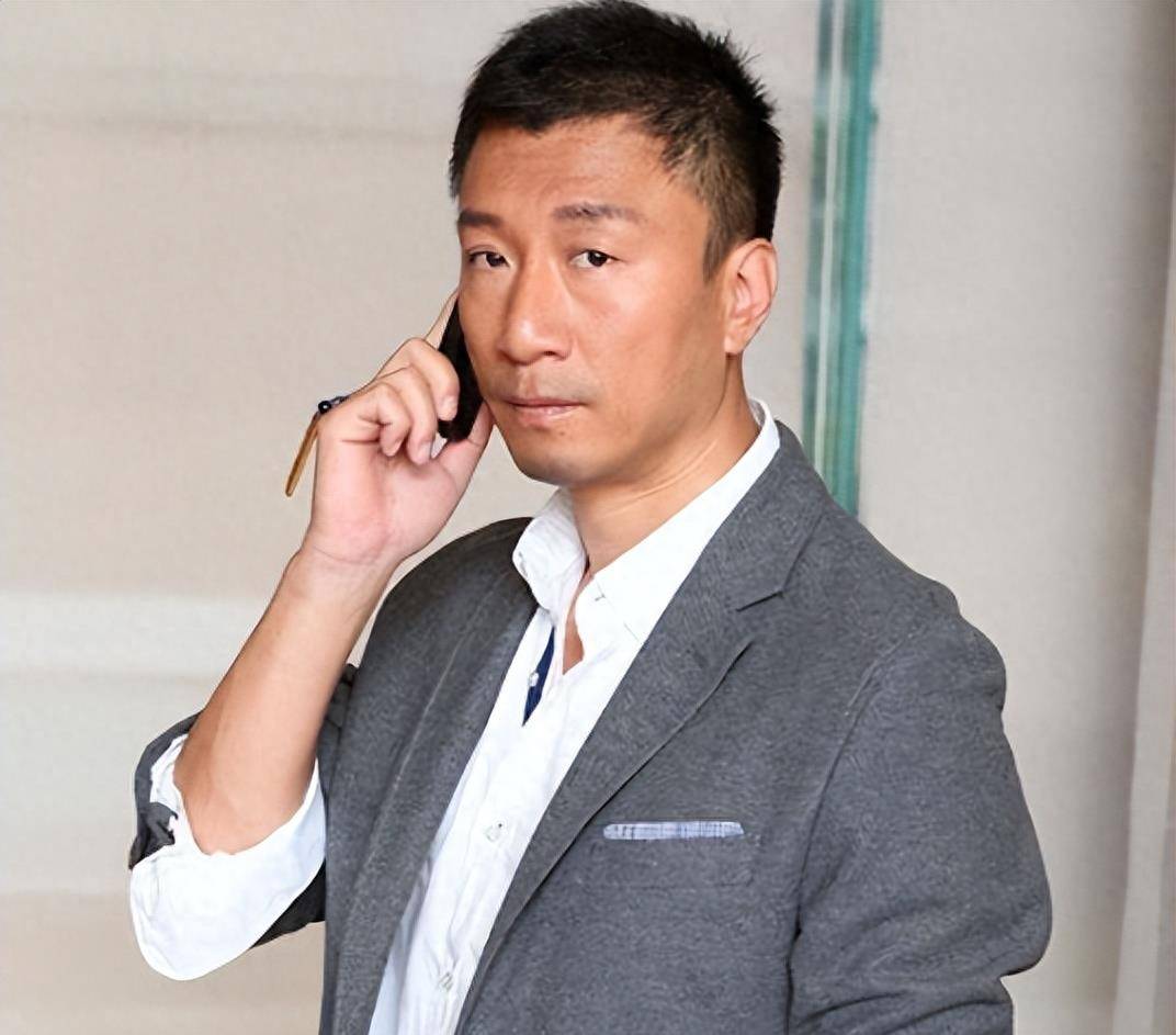 孙红雷一个实力派演员的崛起与蜕变,最后却被传出"移民"言论_网友