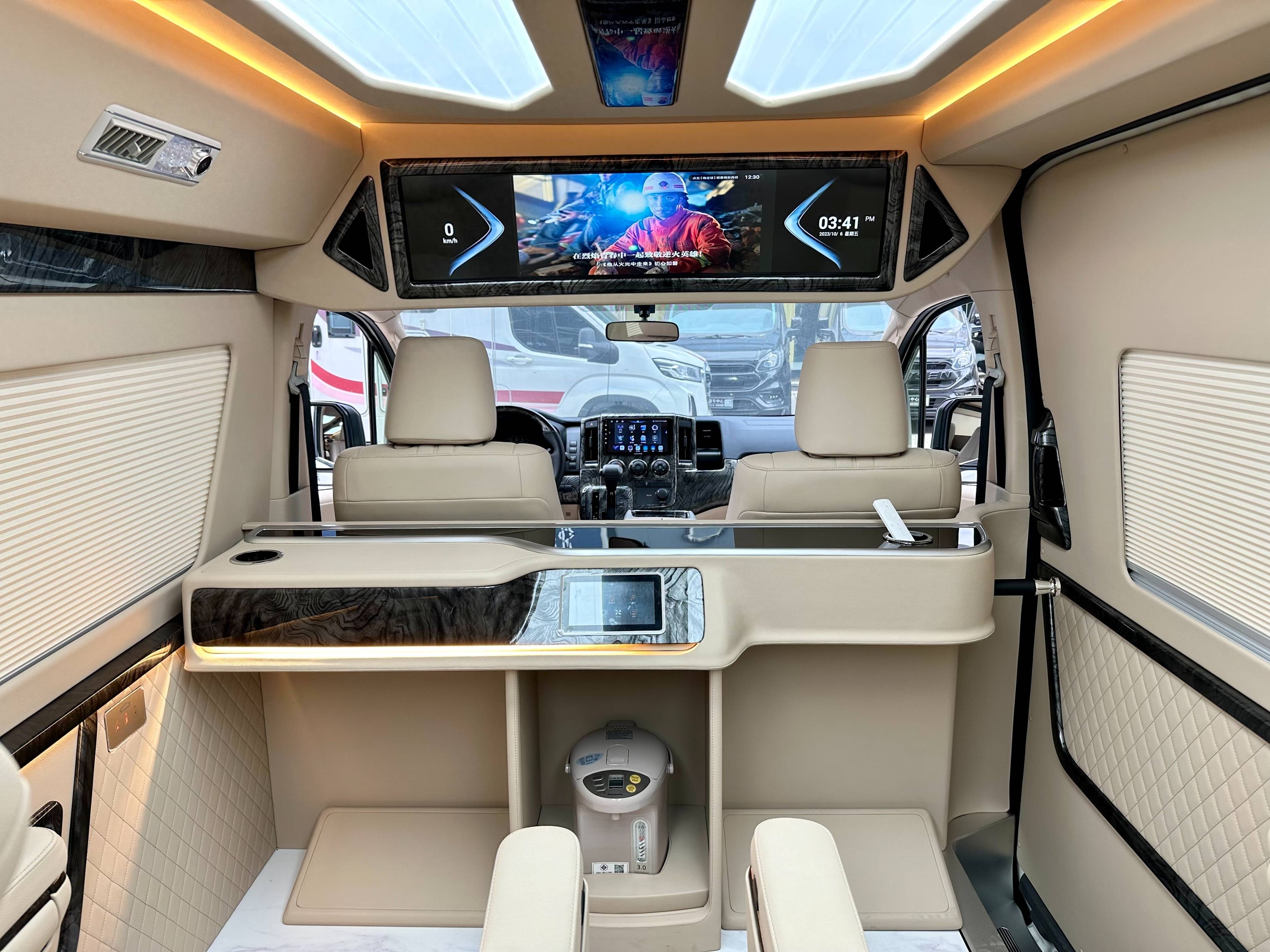 丰田商务车,进口丰田海狮7座米色内饰上海现车分析_搜狐汽车_搜狐网