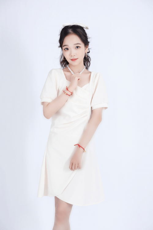 演员陈美欣:演艺新秀荣登星周刊优秀艺人榜_演技_作品_发展