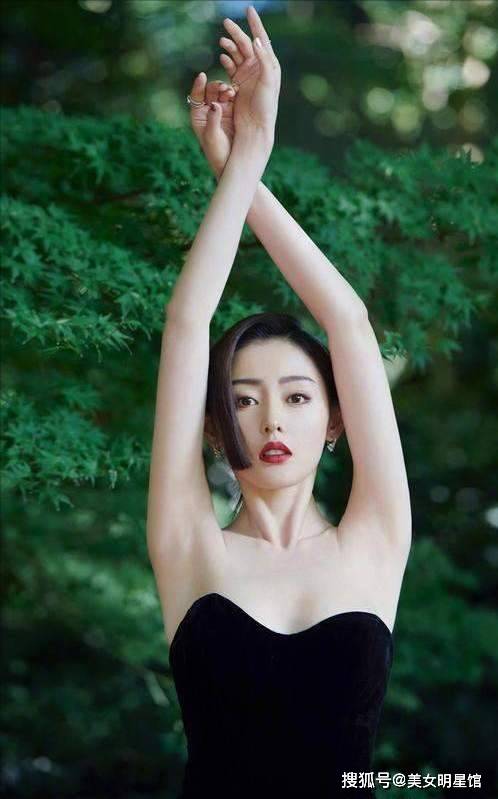 这身材太任性了！90后张天爱，竟然如此饱满性感！ - 逍遥自在