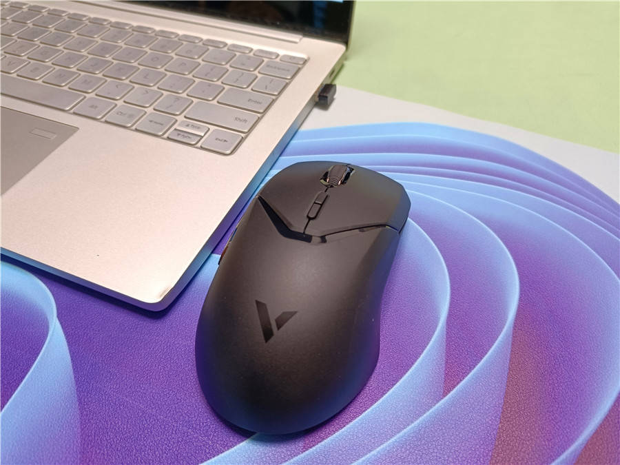 轻量化双模无线电竞游戏鼠标雷柏VT9PRO新体验