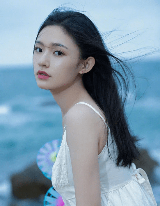 林允27岁超性感,你肯定想知道她的瘦身秘籍!_图片_电影_才华