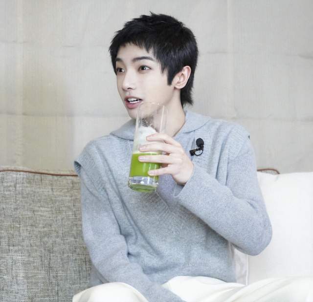 华晨宇评价让人笑翻_节目_钟汉良_游戏