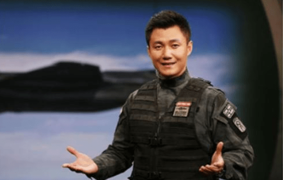 电视主持人罗旭婚礼照曝光,众多老总敬酒好气派,38岁娶貌妻子_事业