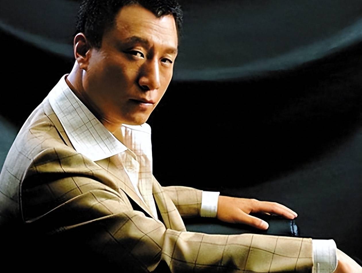 北京时间10月21日下午,中国娱乐圈传来孙红雷和何超莲大瓜消息!