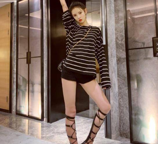 张予曦身高接近170厘米,体重却在40公斤左右.