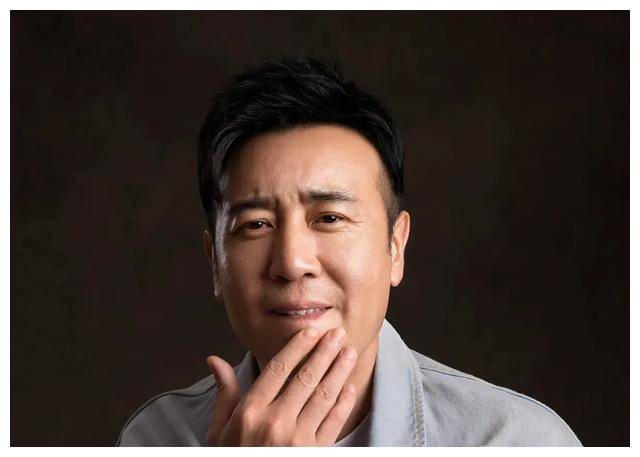 张馨予晒小院子张馨予自从嫁给何捷后,就是半隐退的状态.