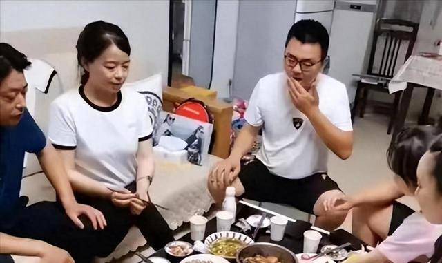 孙卓认亲回立马回归原生家庭,郭威被嘲懦弱,现状取决于妻子田静_生活