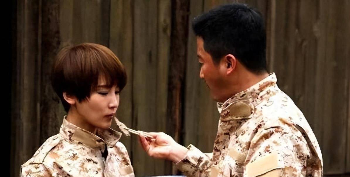 硬汉吴京:全身缝高达100多针不用替身,汶川地震收养2名罗汉娃_谢楠