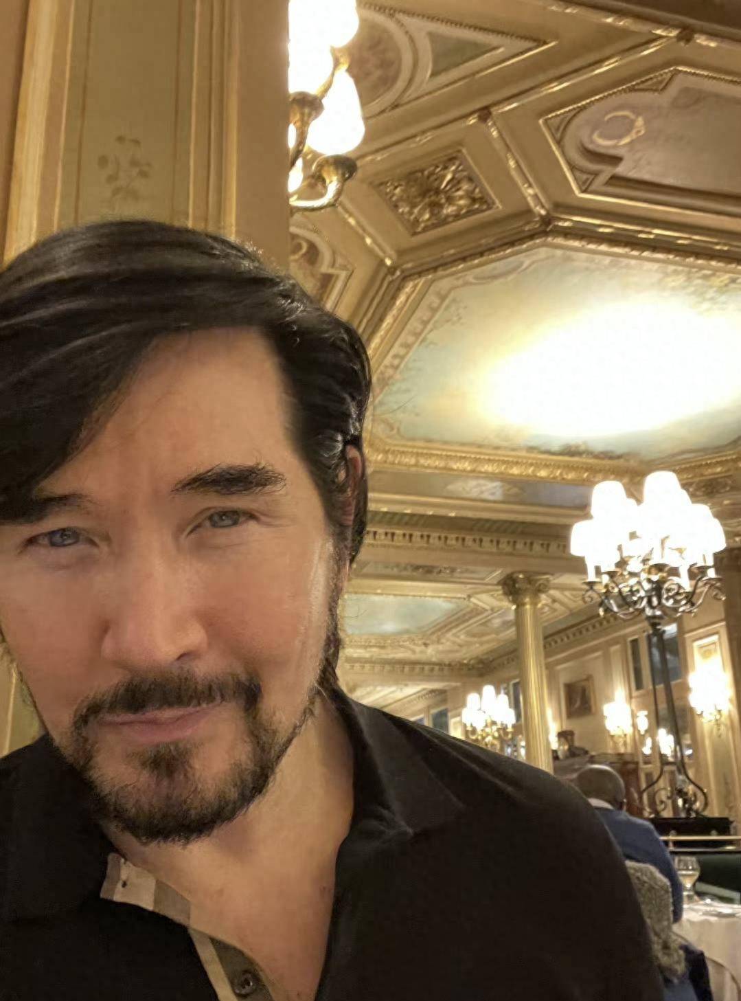 演,挣钱…一首歌唱一辈子的老牌歌星,现状各不同_蔡国庆_费翔_董文华