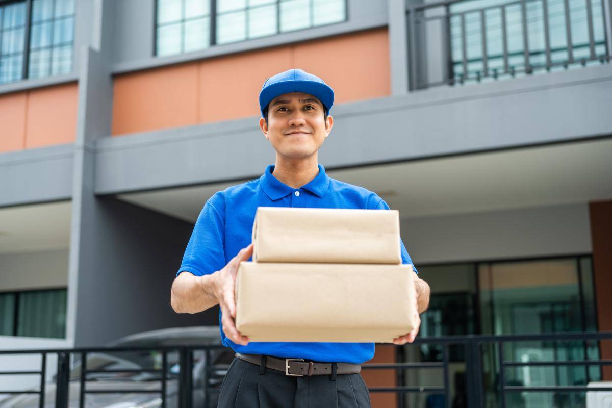职场百科：当快递员新手怎么做？从入门到精通的全方位指南_搜狐网