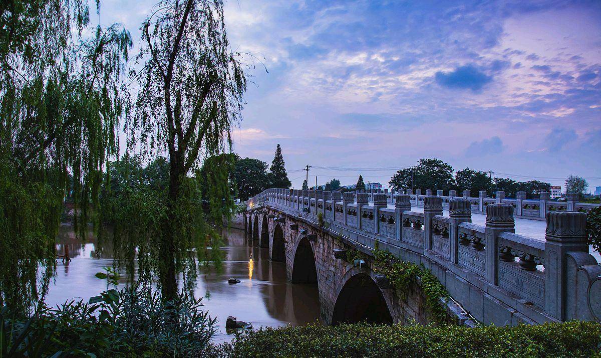 南京广州路中国象棋桥独具魅力特色_文化_建设_棋子