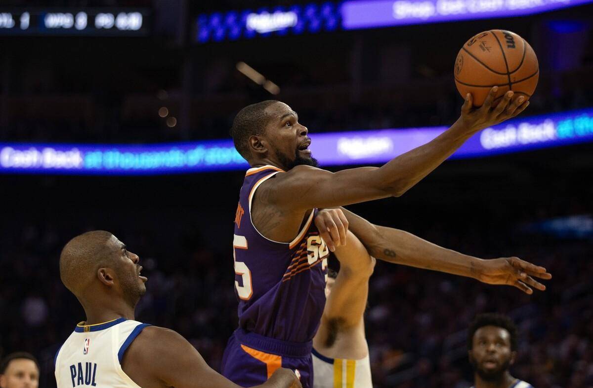 布克揭幕战狂砍32 6 8!杜兰特拉胯,保罗勇士首秀亮眼!_太阳_半场_1