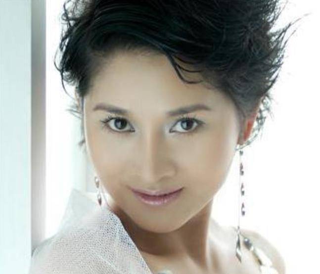 女星张钰想出名,曝出亲身经历"潜规则",却遭到"封杀"_张宇_背景_女