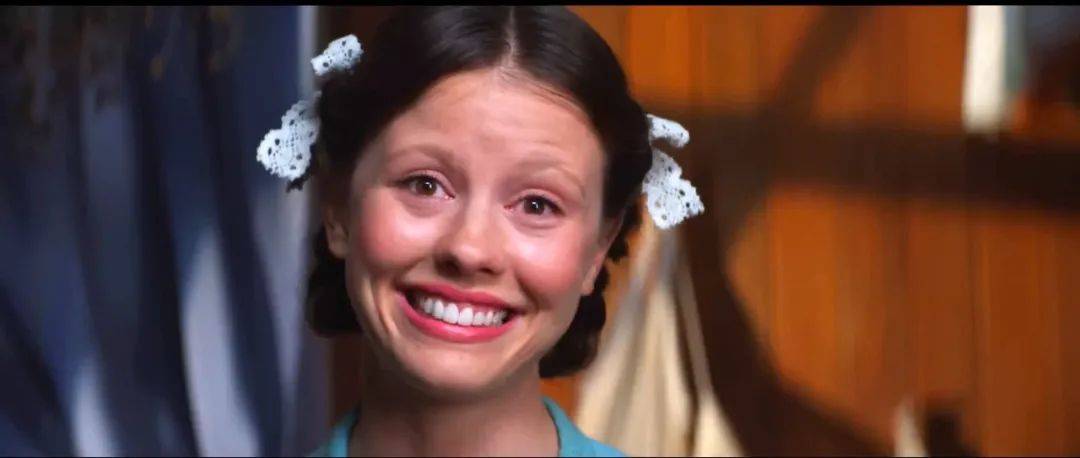 29岁好莱坞"疯批"女神爆火:第一眼仙女,第二眼变态!!_米娅_少女_角色