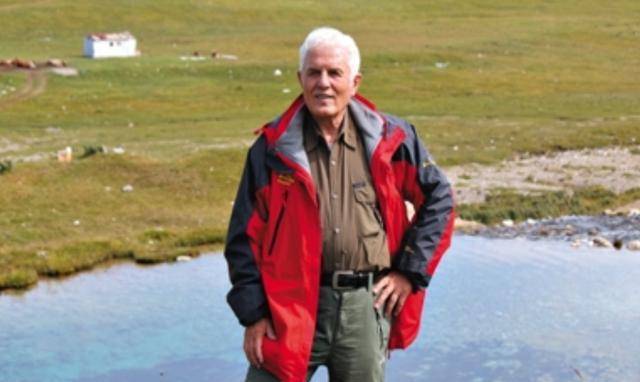 李忆祖:83年前被中国夫妇收养的外国弃婴,如今成顶级地质学家_工作