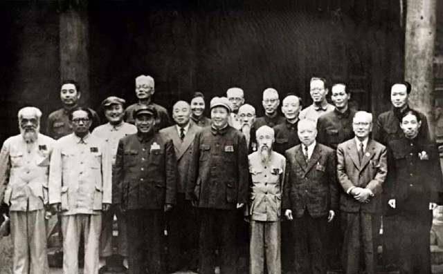 他是我国首任教育部部长,下关惨案当事人,十一长假应该感谢他_马叙伦