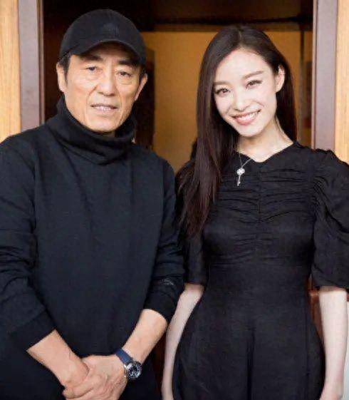 从巩俐到刘浩存,从谋女郎到谋闺女,张艺谋也向"白瘦幼"审美妥协了吗?