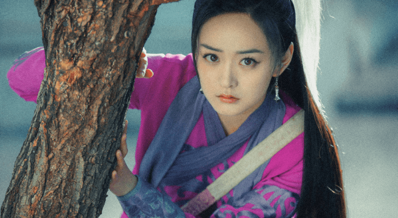 原来阿紫为了玩乐,竟将游坦之绑在风筝上放到高空中翱翔.