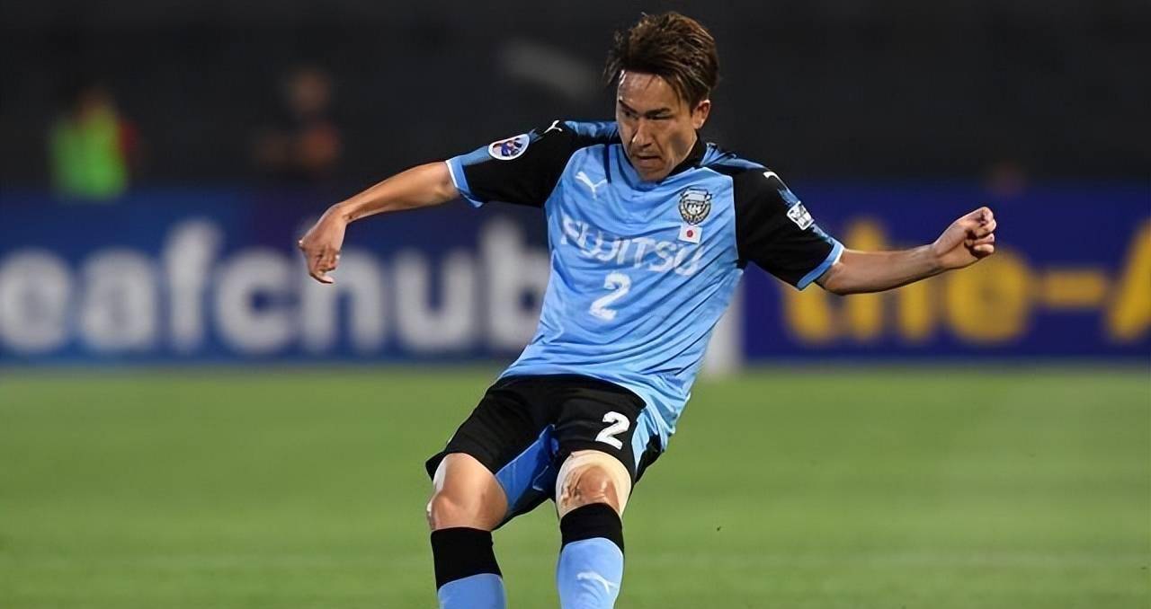 球队引进了维堡的格罗特,并免签签下了东京国际大学中场落合里和熊泽