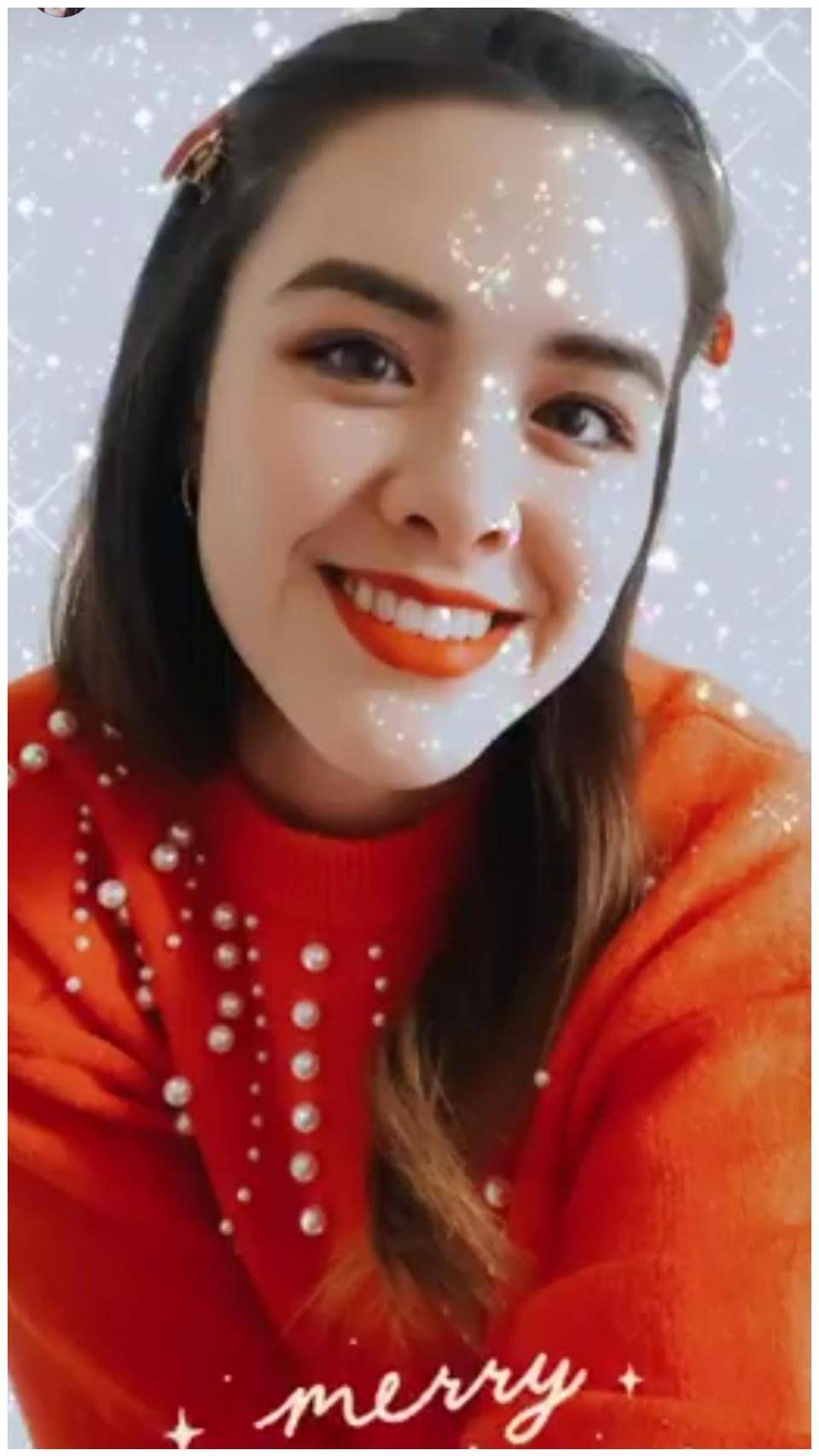 钟丽缇携女儿拍写真,姐妹俩越来越像双胞胎,母女三人似闺蜜_jaden