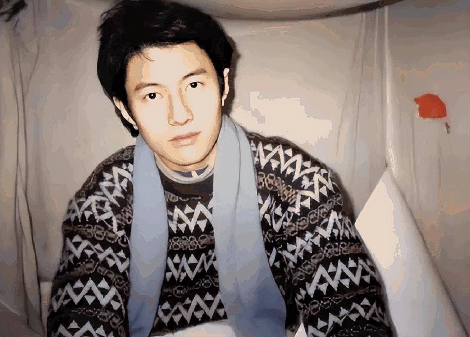 许巍:放弃考入中科院,背着吉他北漂,因一首写给玄奘的歌爆火_音乐