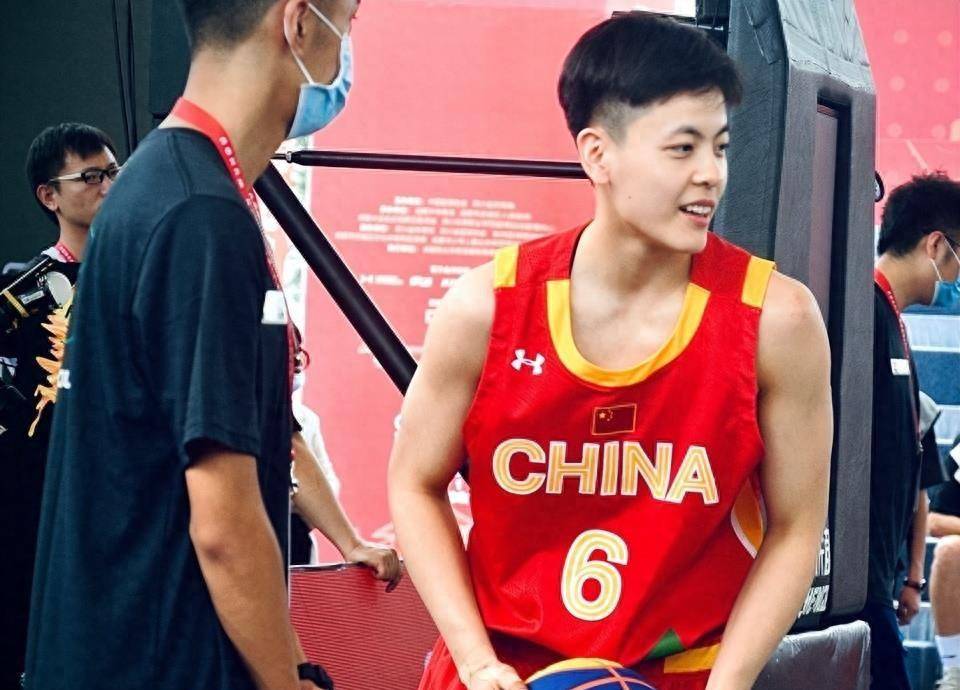 送票看球!_杨舒予_比赛_球员