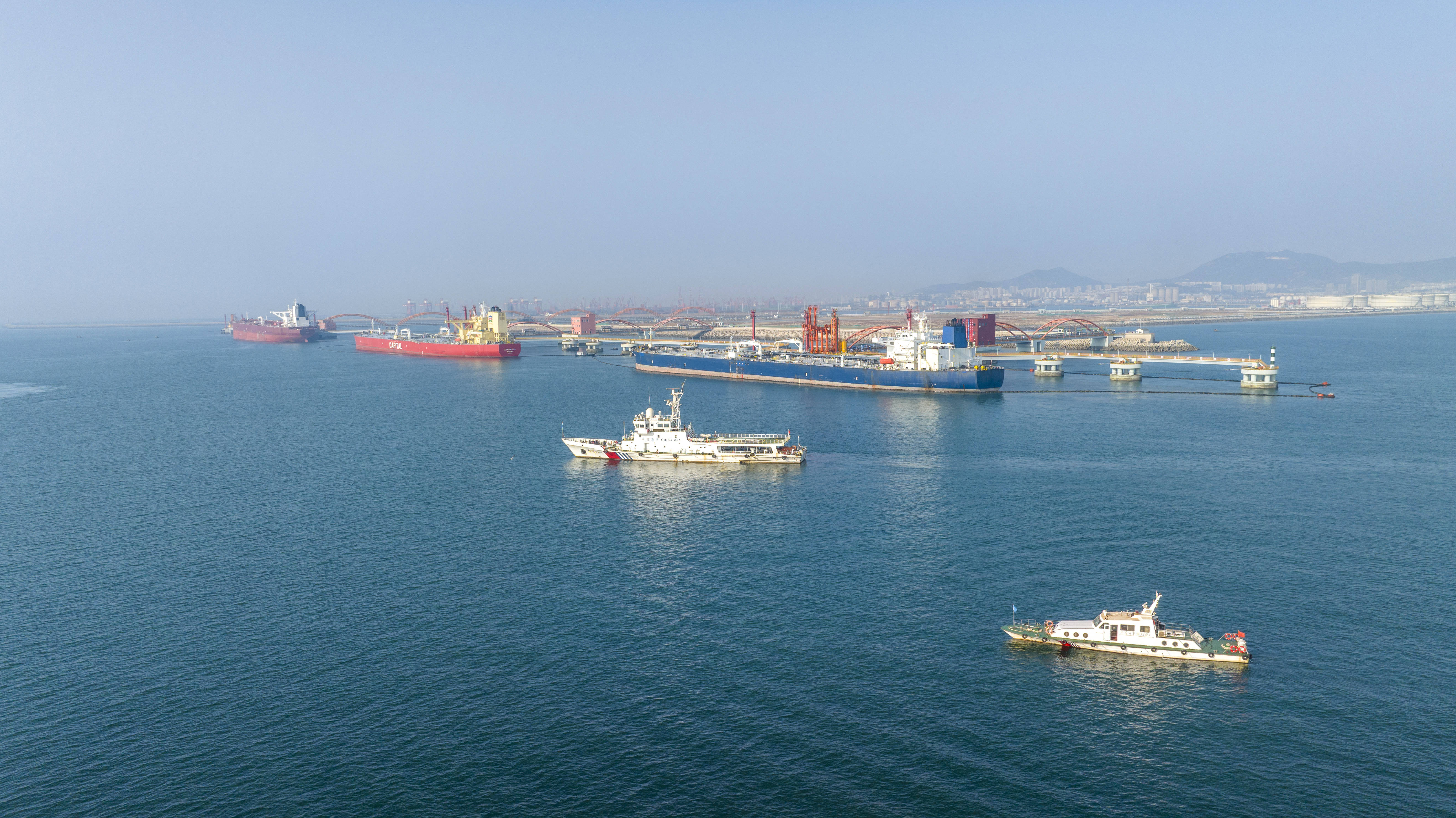 全国首个四座30万吨级原油码头单一港区诞生