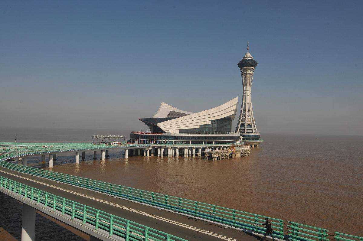 宁波海天一洲,连接两海的壮丽地标_娱乐_海上_泳池