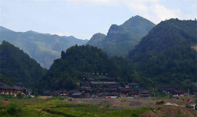 贵州出现"产蛋崖"?